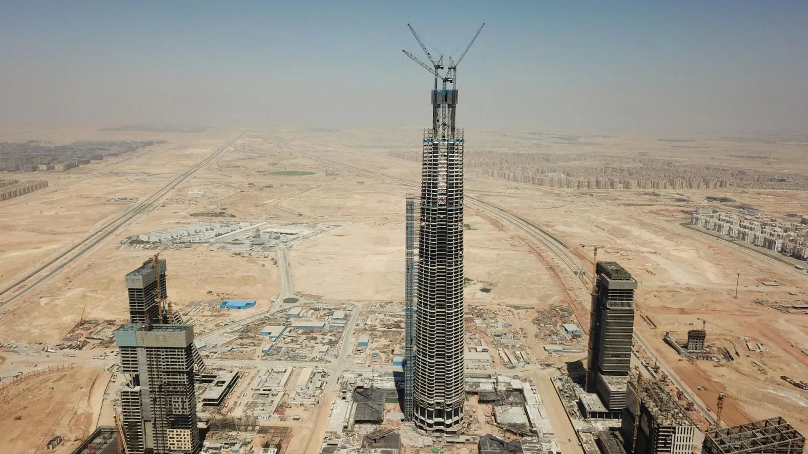 سنترال ايكونيك تاور العاصمة الادارية — العاصمة الإدارية الجديدة — صورة 2