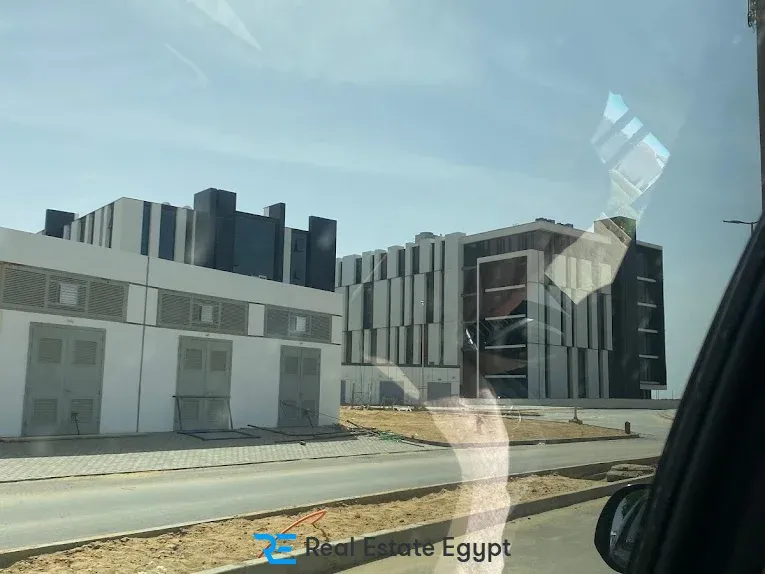 مول بيزنس ديستركت هايد — التجمع الخامس — صورة 7